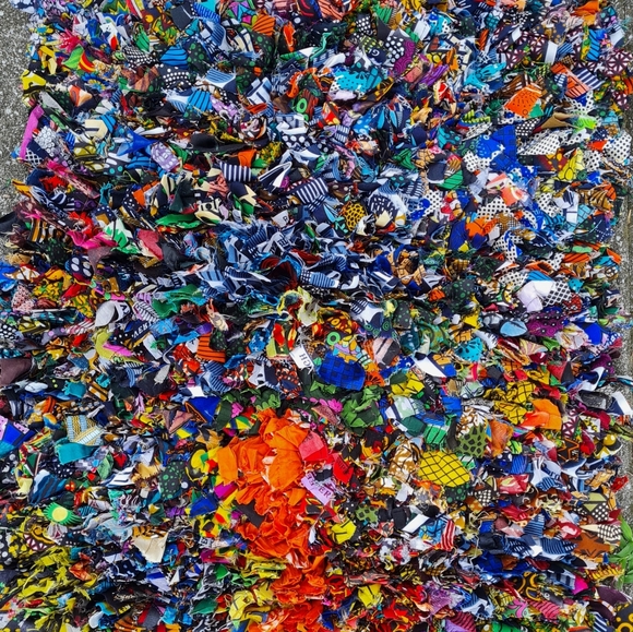 Ankara Rag Rug - Picture 4 of 4